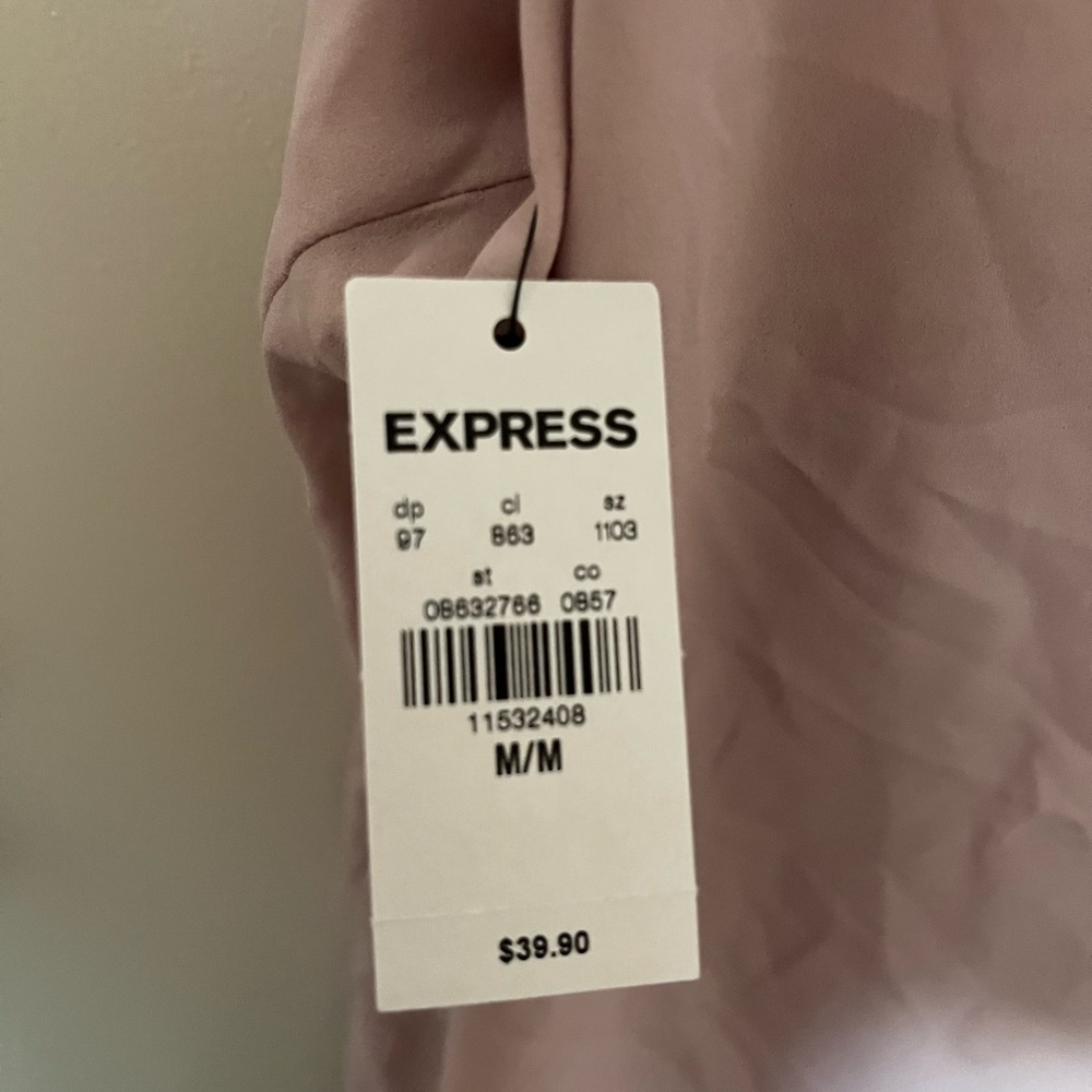 Express Strappy Tank - Picture 2 of 5